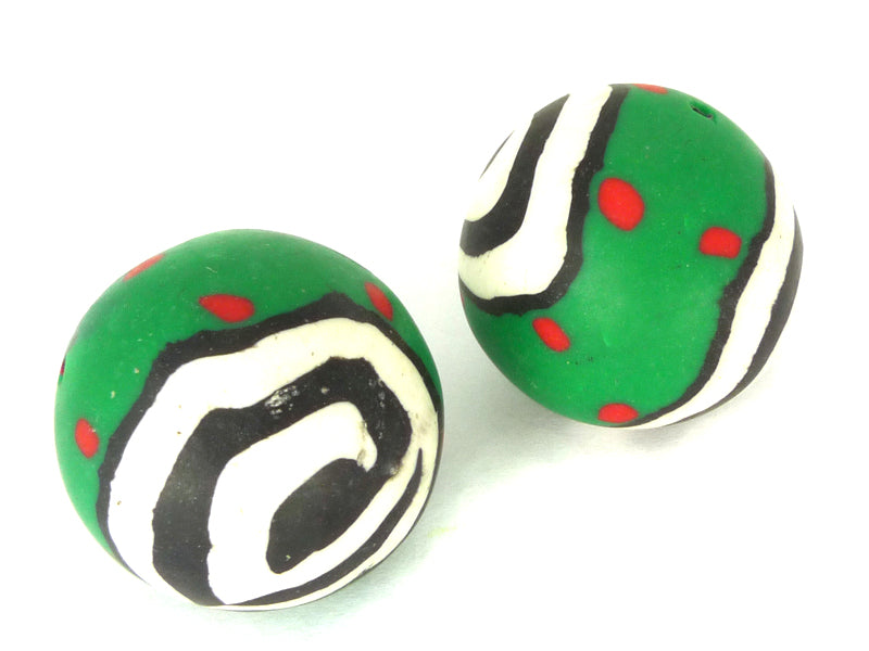 FimoPerlen in grün, rot, schwarz, weiß 26 mm - 2 Stück