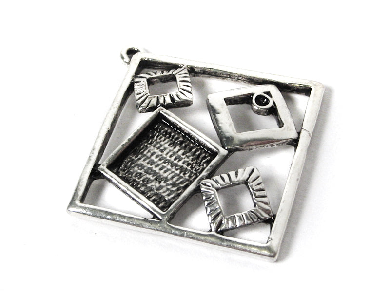 Metallanhänger “Quadrat“ 40 x 42 mm - 1 Stück