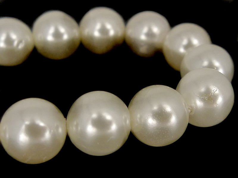 Muschel Perlen in Naturweiß 8 mm - 1 Strang