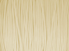 Lade das Bild in den Galerie-Viewer, Baumwoll Kordel Korean Wax Cord 1mm in altweiß
