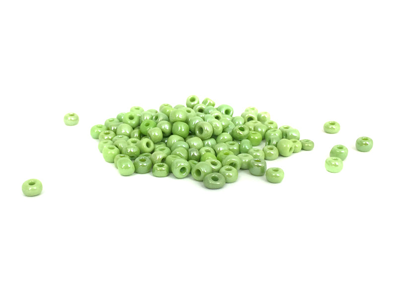Rocailles Perlen perlisiert in hellgrün - 6/0 - 20 Gramm